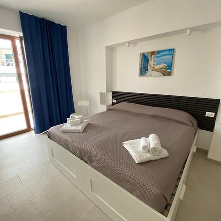 Manfredi Sea Room Vieste Buitenkant foto