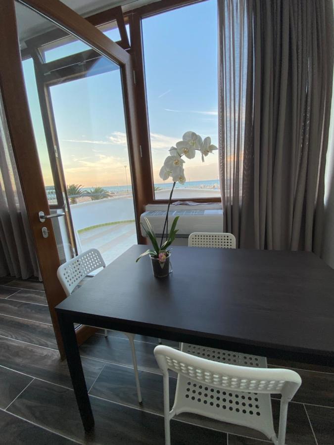 Manfredi Sea Room Vieste Buitenkant foto
