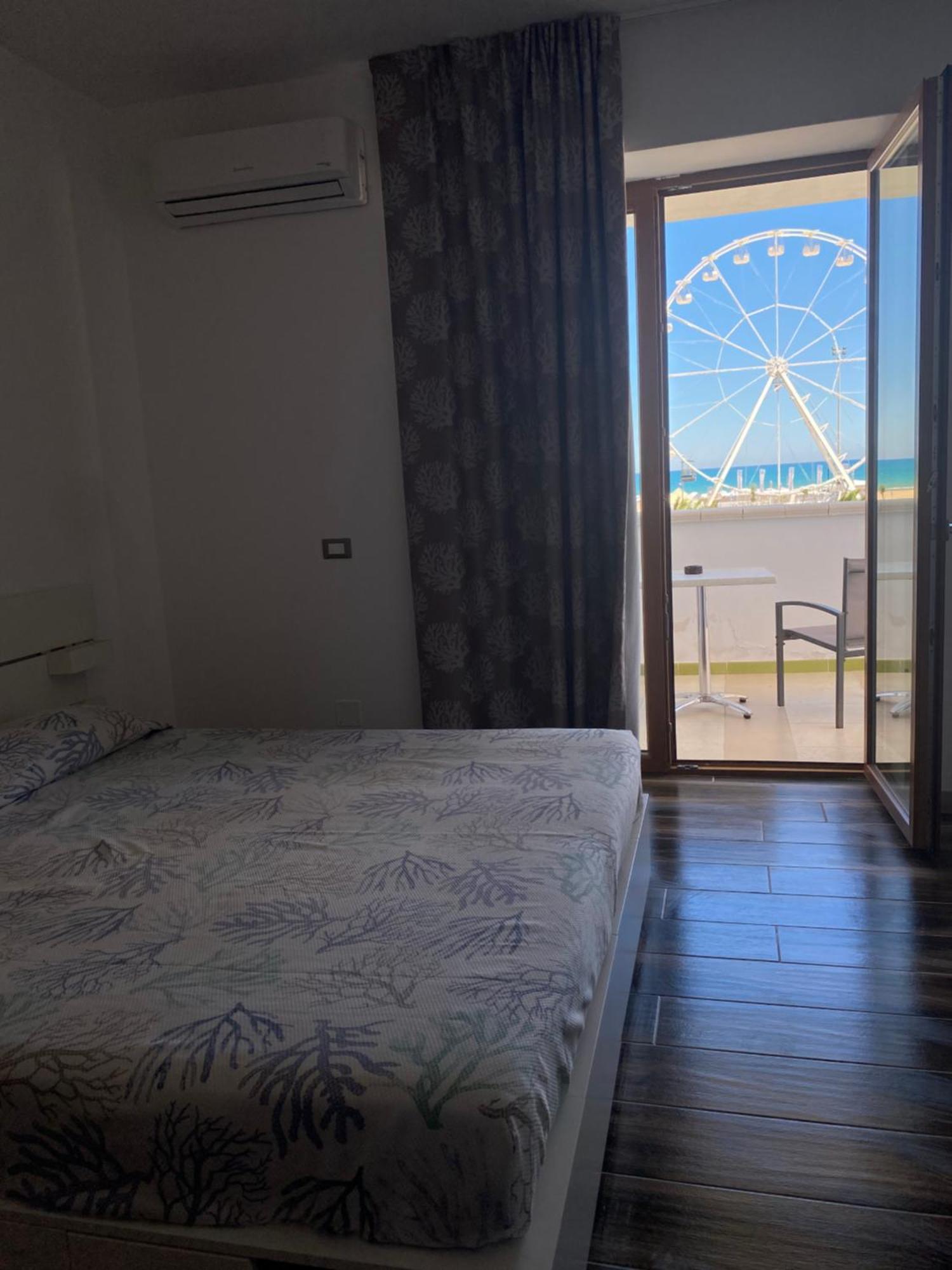 Manfredi Sea Room Vieste Buitenkant foto